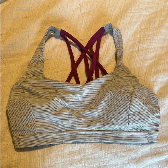 Striped Gray and Purple Sports Bra- free to be serene light support C/D - Picture 1 of 2
